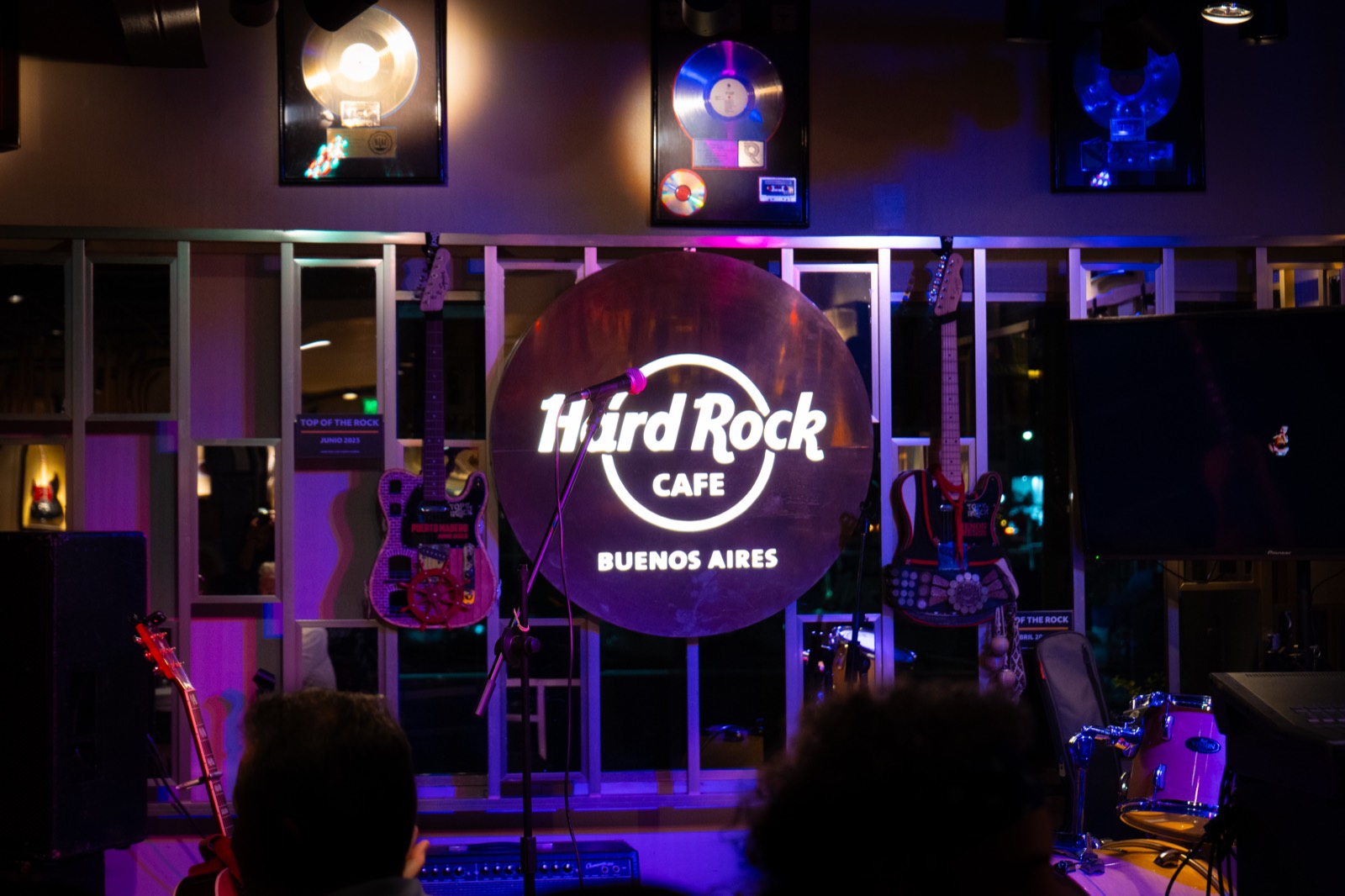 Nico Furman en Hard Rock Cafe Puerto Madero — mayo 2026 — foto 18